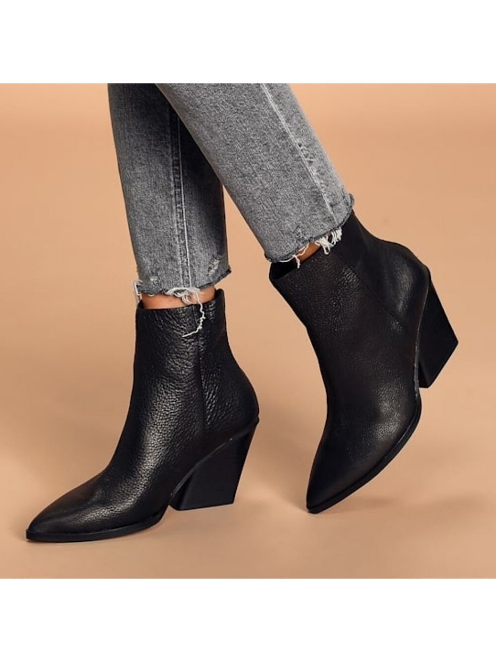 Dolce Vita Issa Black Leather Pointed-Toe Ankle Booties, Size 7.5 - Picture 1 of 17